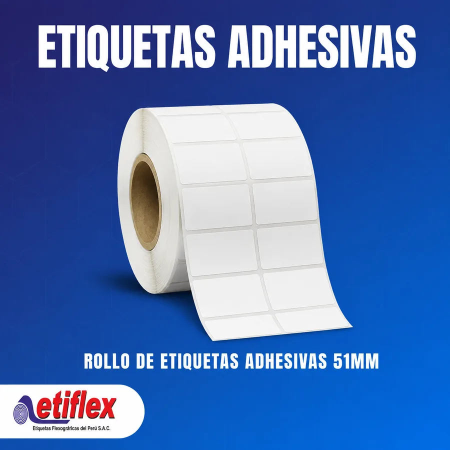 ROLLO DE ETIQUETAS ADHESIVAS 51MM X 25MM PB – (POLIPROPILENO BLANCO) – TUCO 1″ – 3MIL ETIQUETAS POR ROLLO